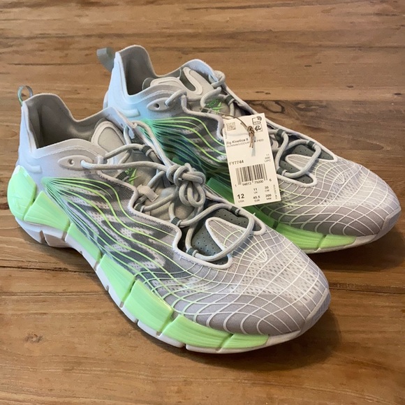 BRAND NEW REEBOK ZIG KINETICA II W/ TAGS US 12 - Picture 1 of 8